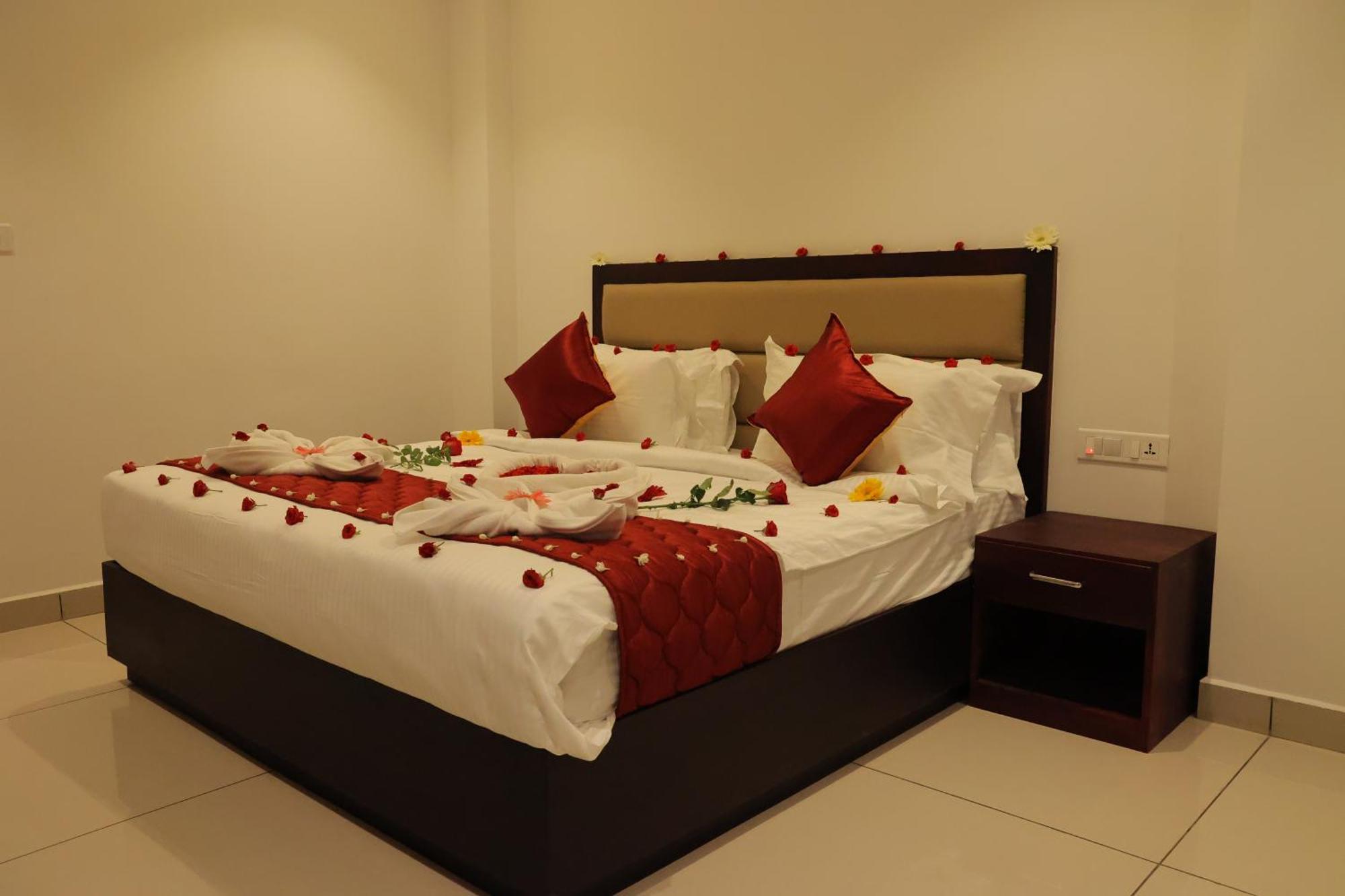 Spring Valley Resort Thekkady Exterior photo