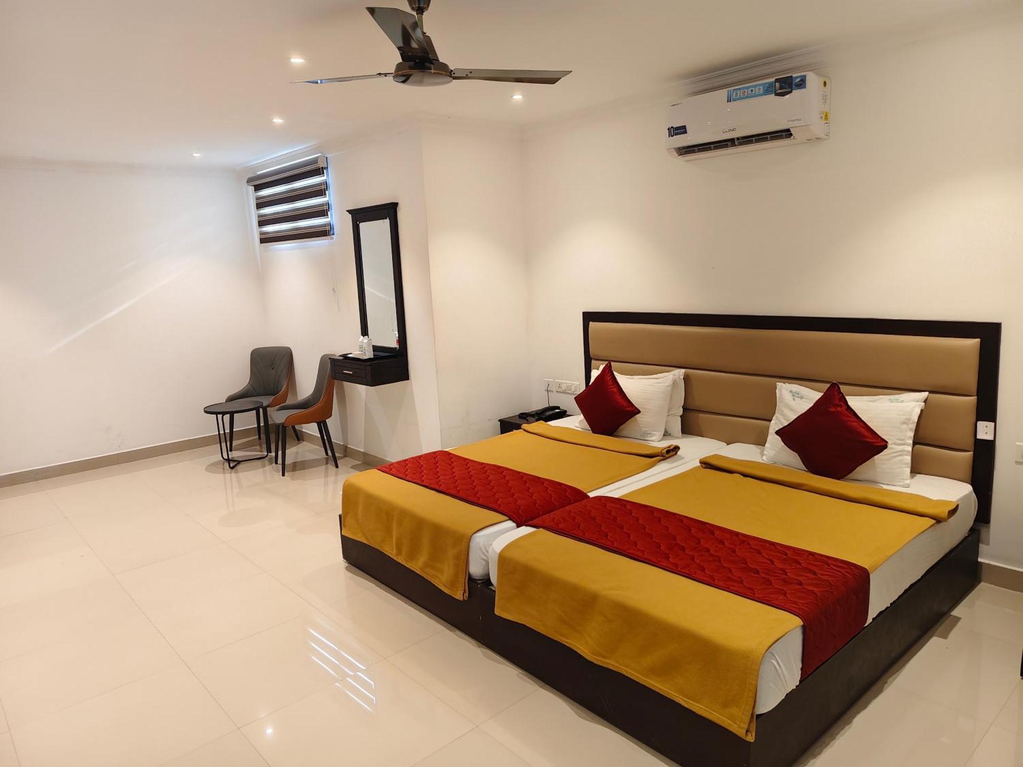 Spring Valley Resort Thekkady Exterior photo